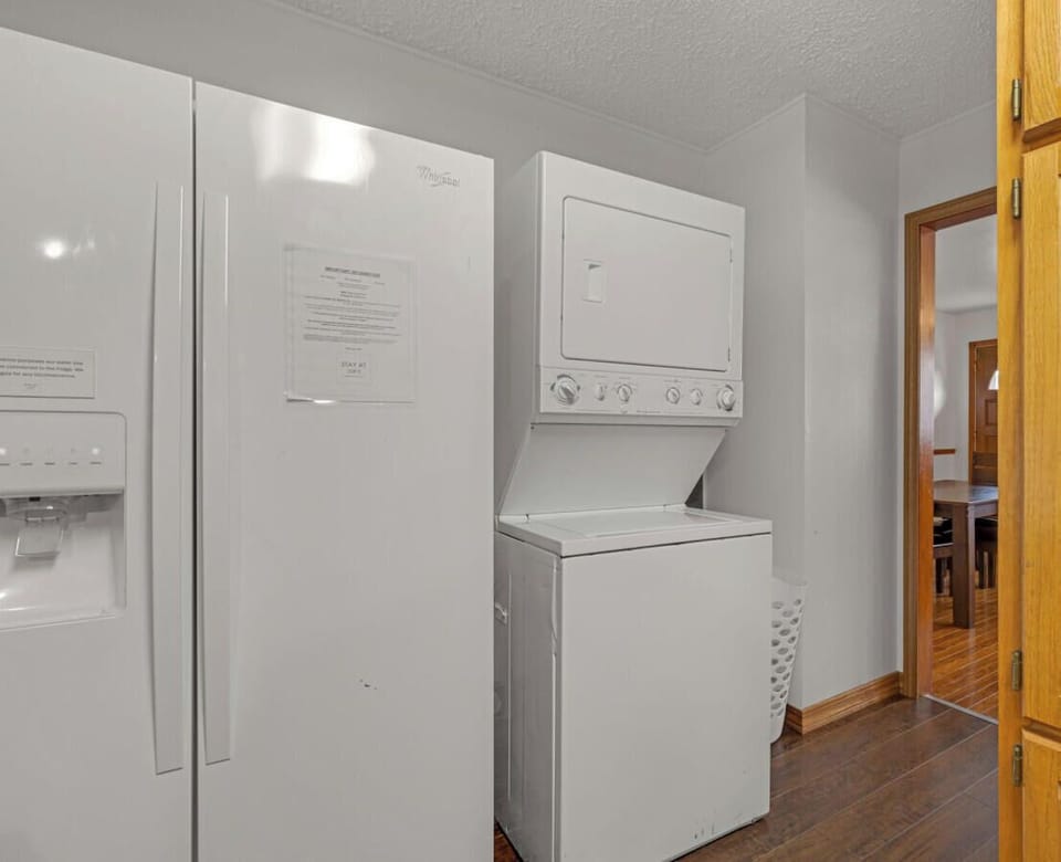 Main Floor- Washer and Dryer