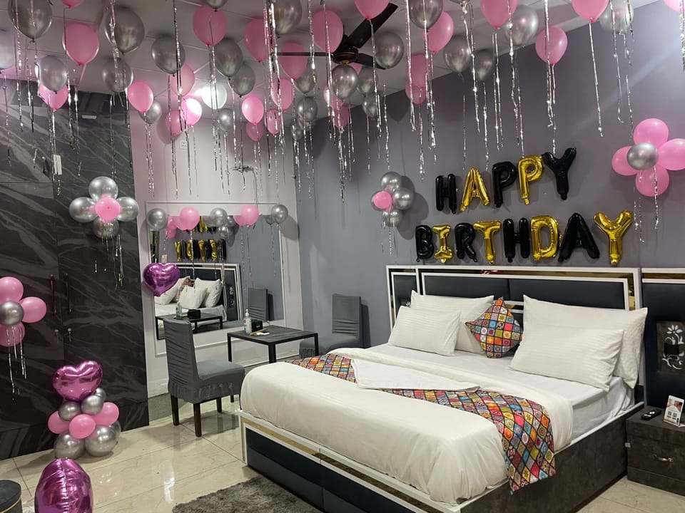 Deluxe Double Room, City View | Desk, laptop workspace, free WiFi