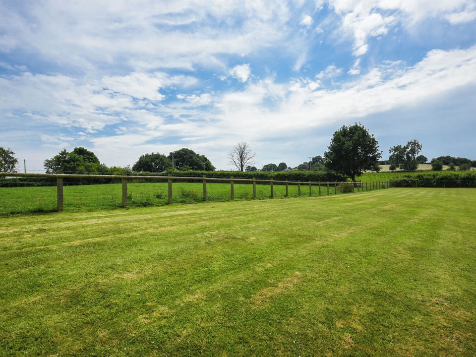Setting | Ash - Glamping Pod - Castle Farm Holidays Shropshire, Oswestry