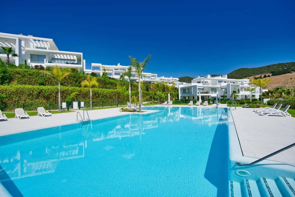 Holiday Home Swimming Pool