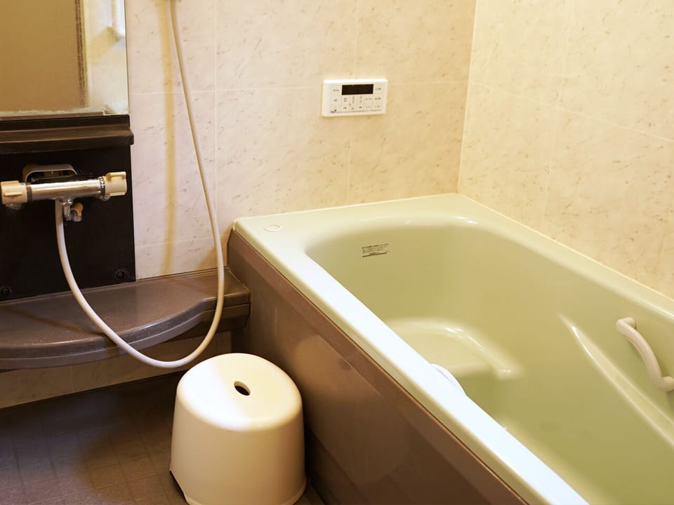Economy Shared Dormitory, Women only, Non Smoking, Shared Bathroom | Bathroom | Towels
