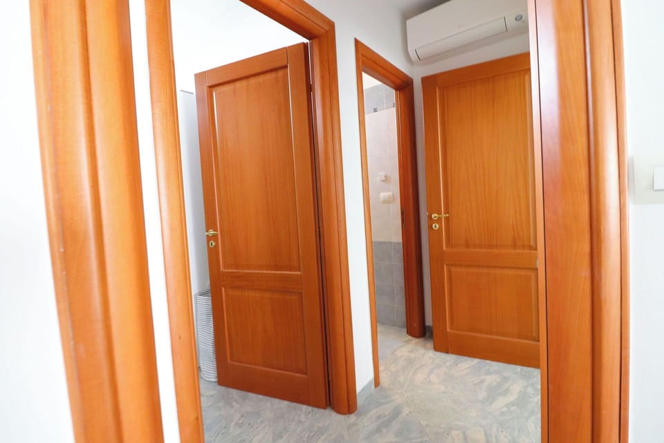 Wood, Door, Flooring, Home Door, Floor, Door Handle, Wood Stain, Hardwood, Molding