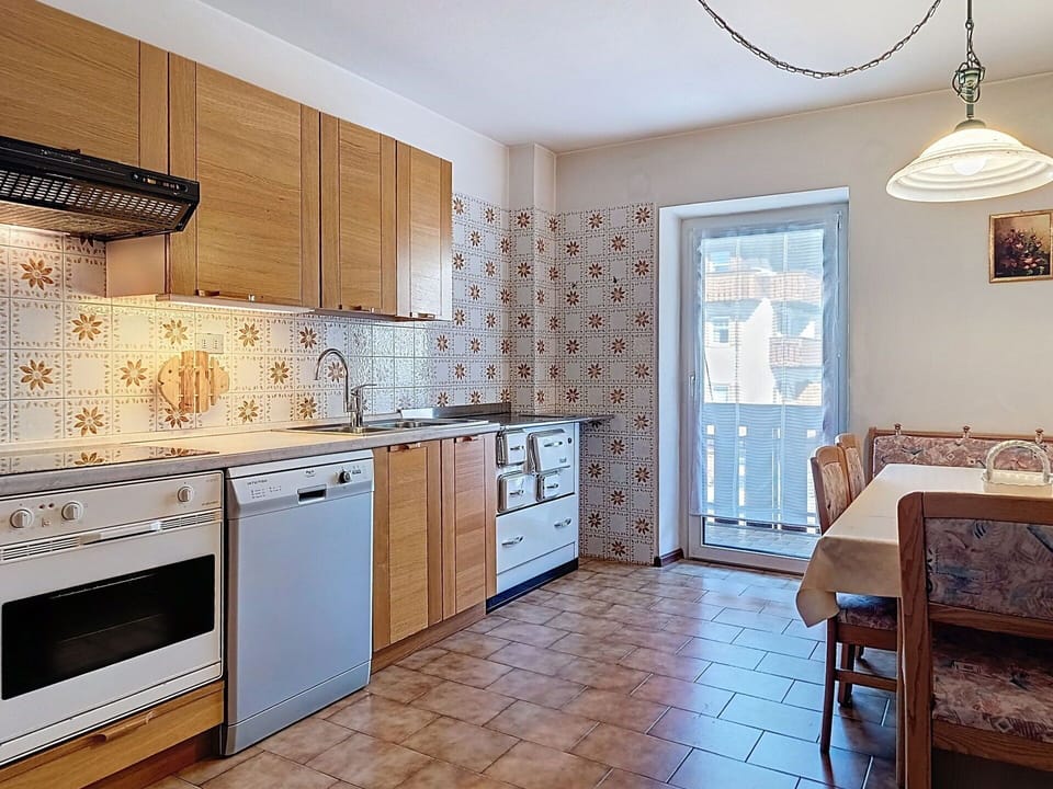 Apartment, Urban Design, Balcony, Condominium, Aluminium, Penthouse Apartment