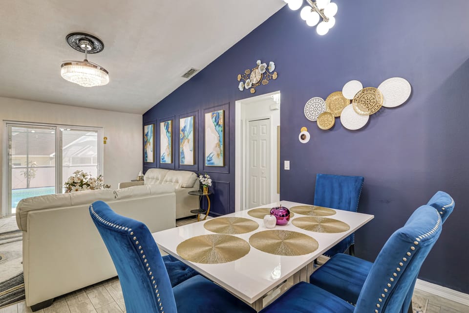 House (3 Bedrooms) | Interior