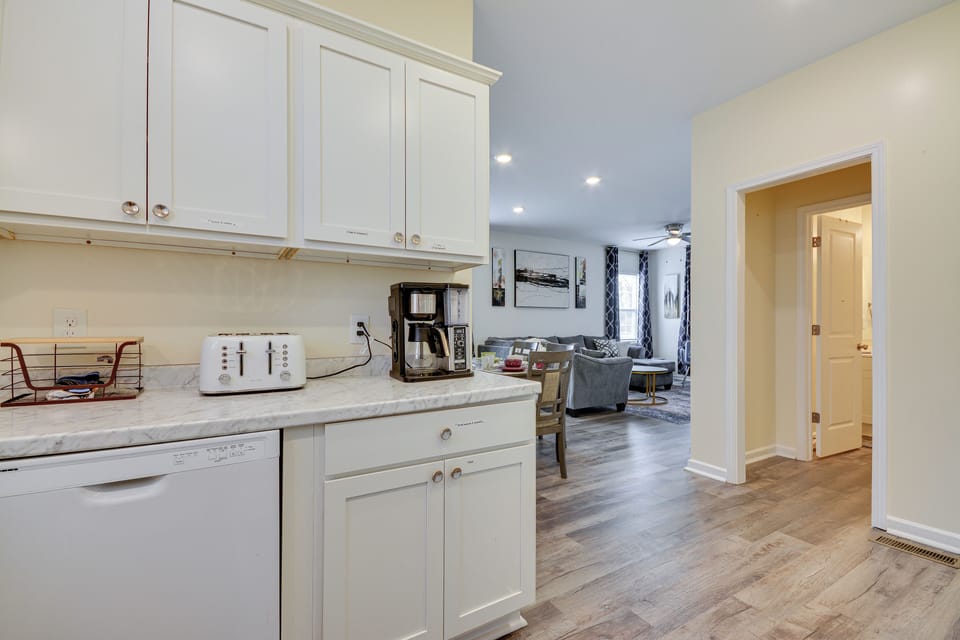 House (3 Bedrooms) | Interior