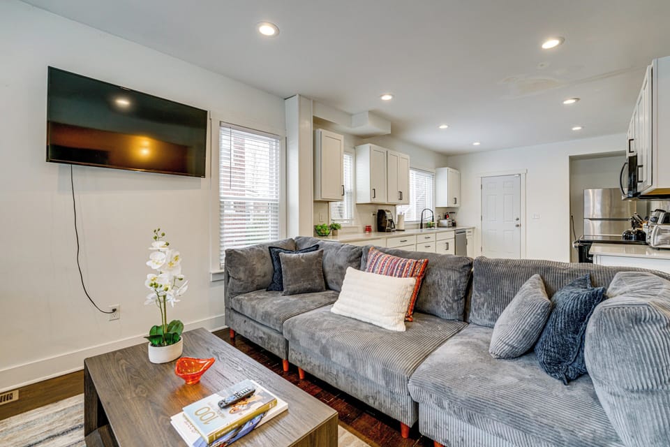 House (4 Bedrooms) | Interior