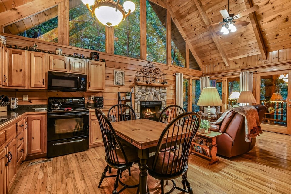 Cabin, 1 Bedroom | Private kitchen | Coffee/tea maker, fridge, oven, toaster