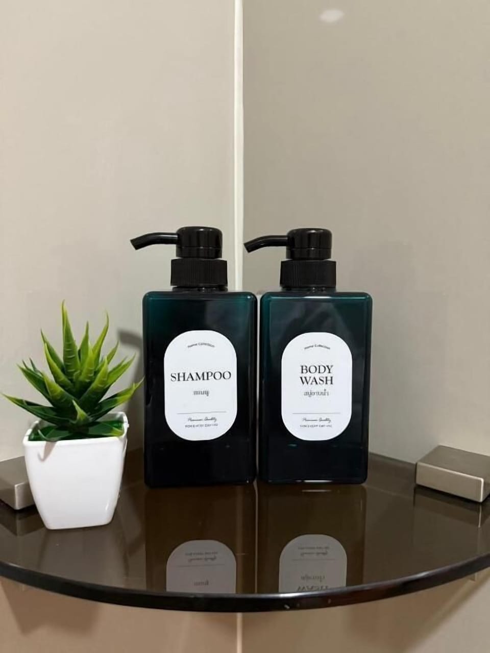 Comfort Room, Balcony, Garden View | Bathroom amenities | Shower, free toiletries, hair dryer, towels