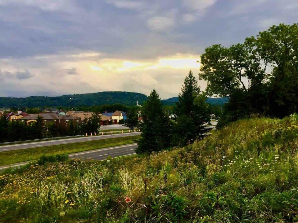 Neighboring areas boasting a serene natural beauty.