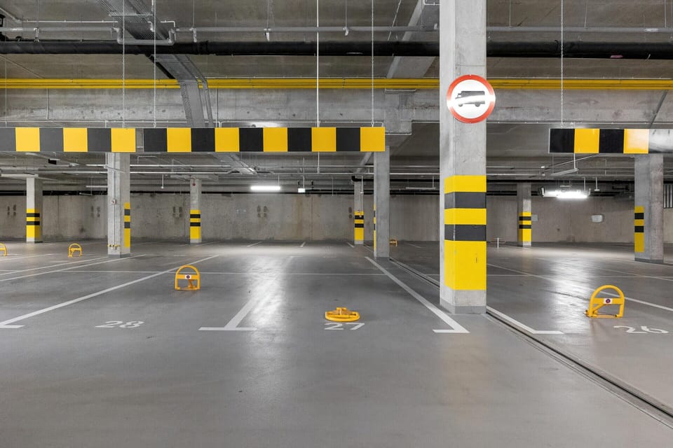 Apartment | Parking | Free self parking