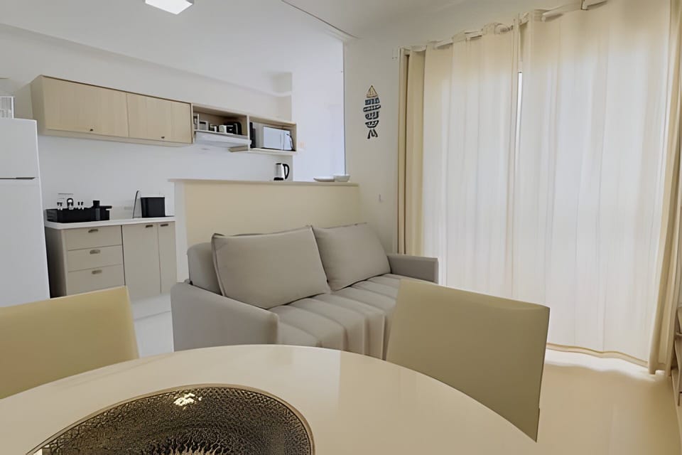 Apartment | Living area | Flat-screen TV