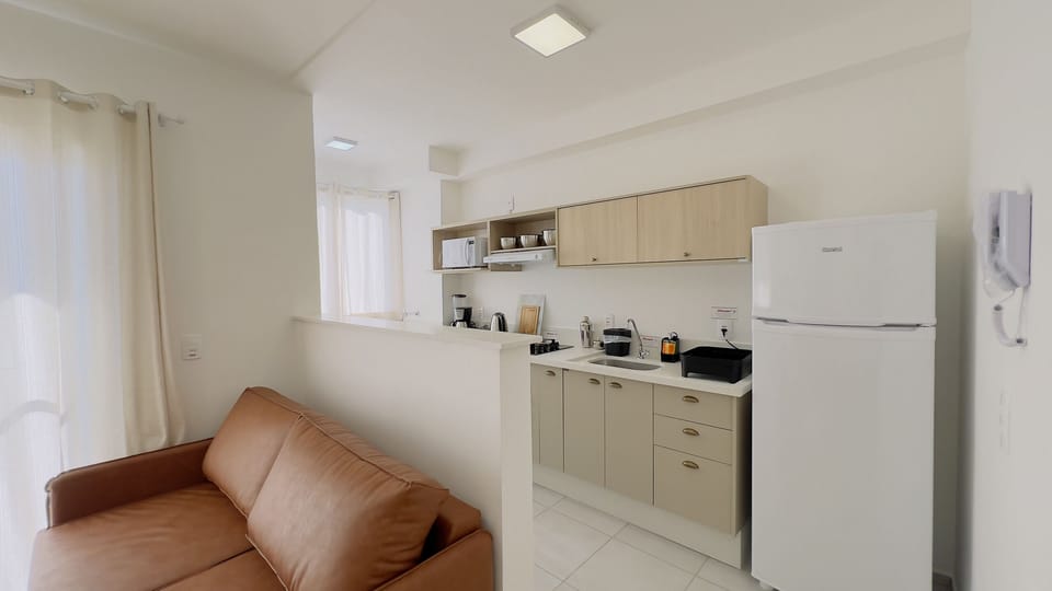 Comfort Apartment | Living area | Flat-screen TV