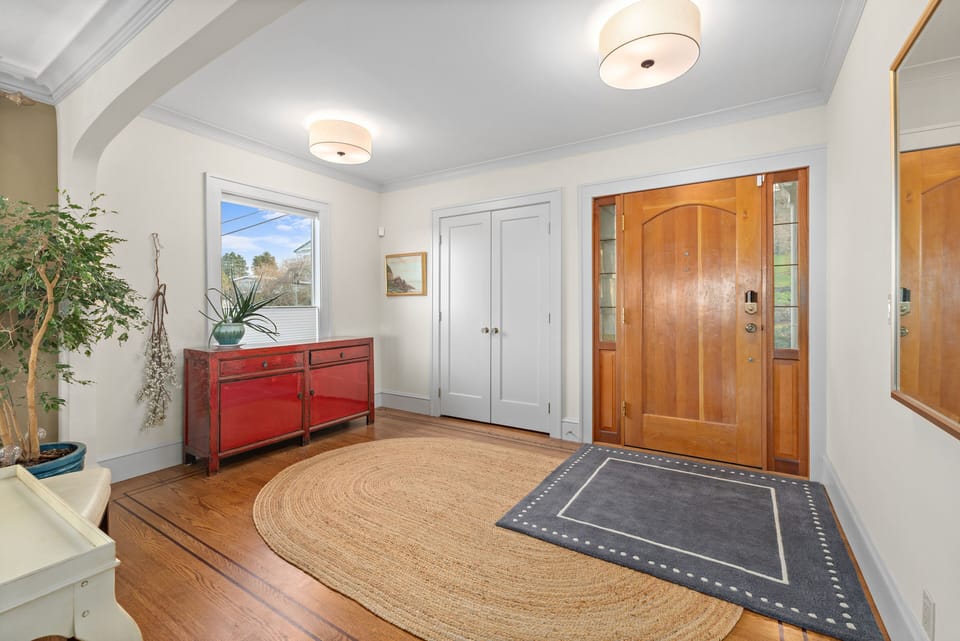 Spacious front entry with room for gear & easy flow into open living areas.