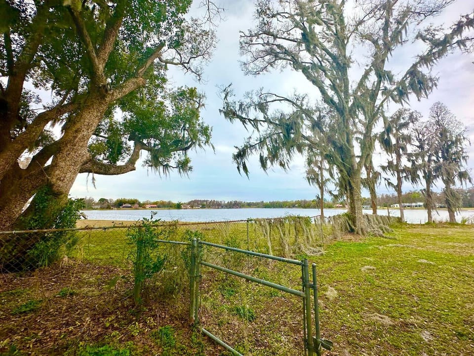 Experience the beauty of Florida lakefront living, where sparkling waters, and breathtaking sunsets create a peaceful coastal retreat. Enjoy boating, fishing, or relaxing by the shore, all while surrounded by warm sunshine and tranquil views.