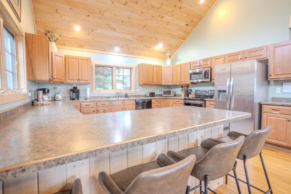 Kitchen Main Floor