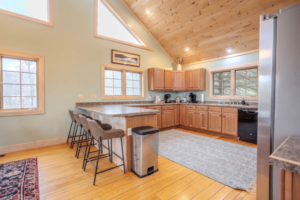 Kitchen Main Floor