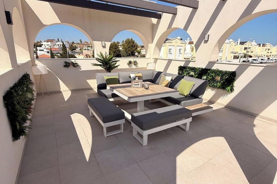 Upstairs Solarium