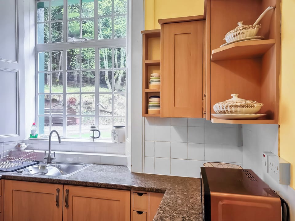 Kitchen | Glen Doll Cottage - Glen Clova Retreats, Kirriemuir