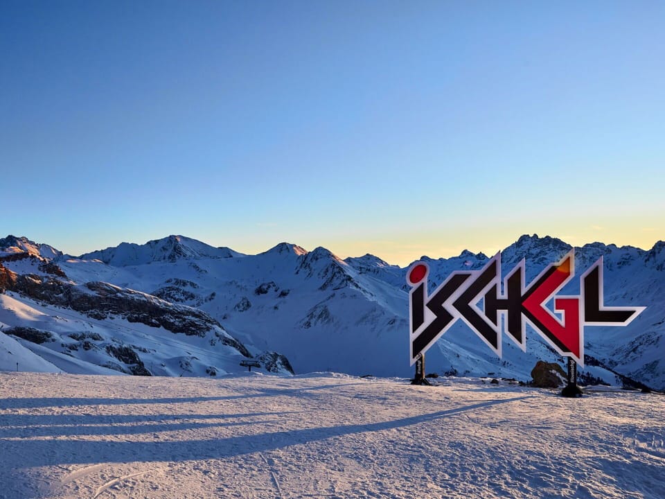 Snow, Mountain, Winter, Glacial Landform, Terrain, Mountain Range, Geological Phenomenon, Alps, Ice Cap, Slope