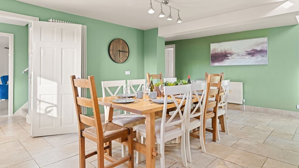 Set the table for dinners, play board games or dance the night away, the choice is yours.