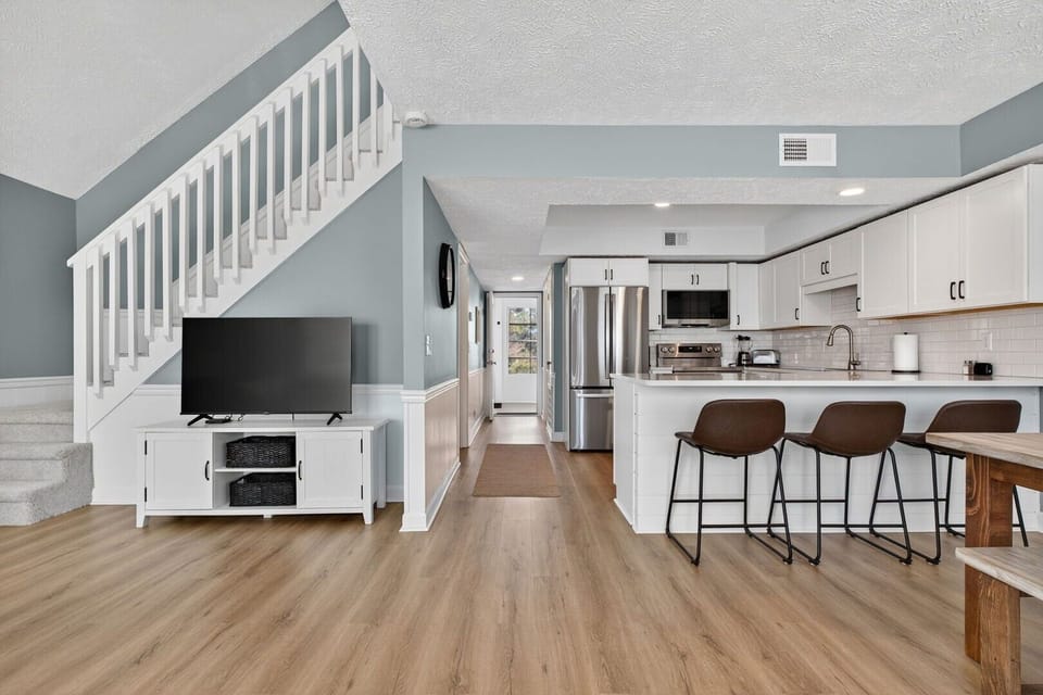 House, 3 Bedrooms | Private kitchen | Coffee/tea maker, fridge, oven, toaster