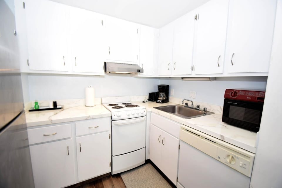 Studio | Private kitchen | Coffee/tea maker, fridge, toaster
