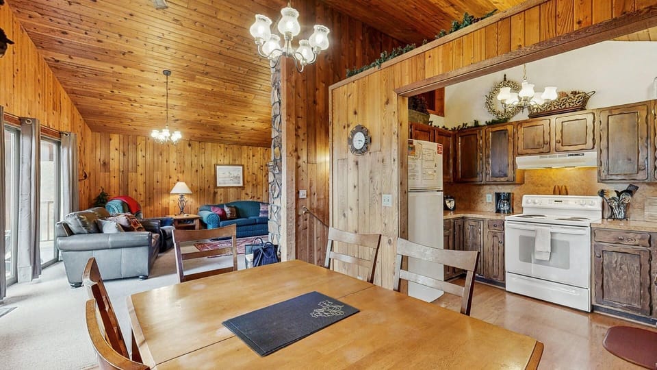 Dining Room and Kitchen