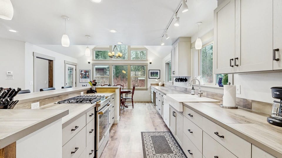 Gourmet Kitchen