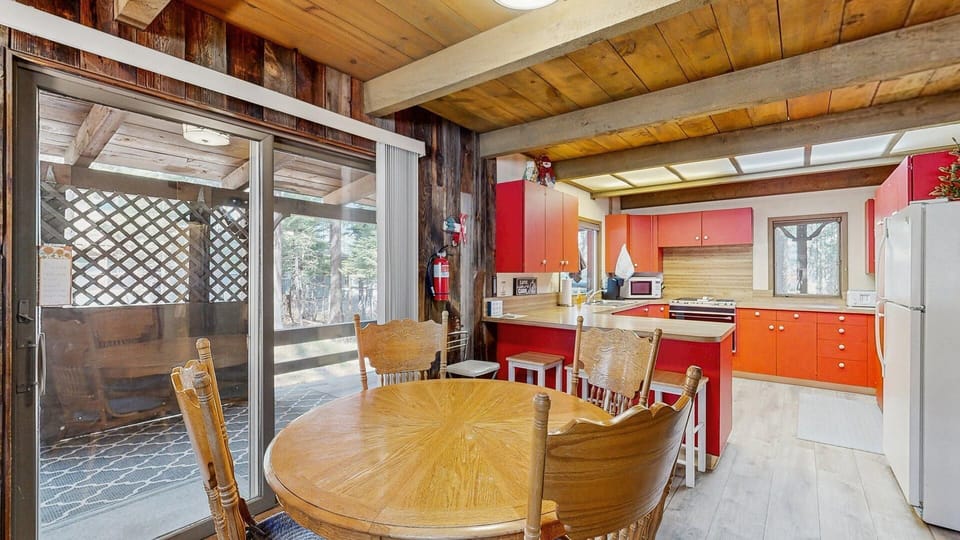 Dining room (deck access beyond)