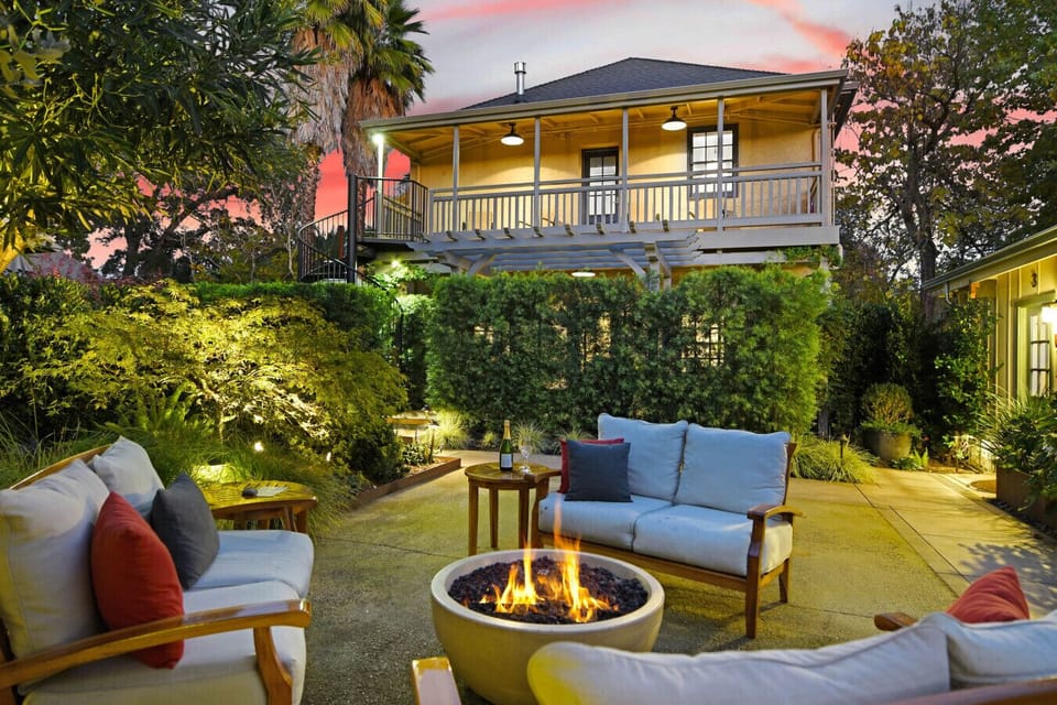 Luna @ Bungalow 313 Sonoma Vacation Rental  - Communial Area - Bocce Court, Fire Pit and more