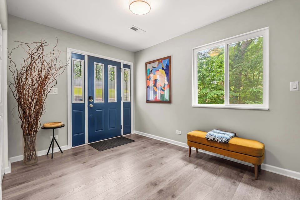 The entry way comes in off the main floor and is easy access from the driveway. - The Solstice - Lake Ozark, MO