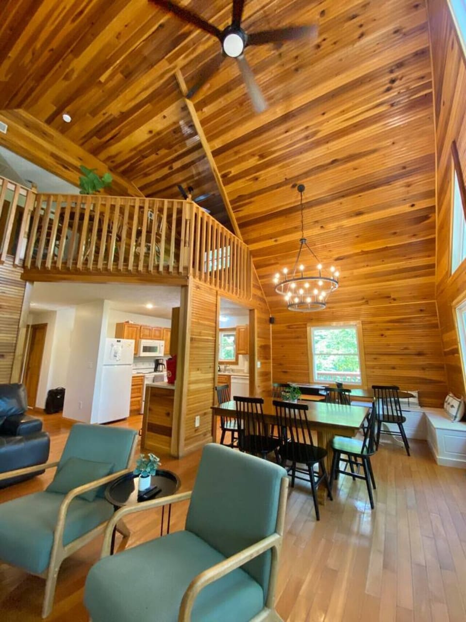 Chalet (4 Bedrooms) | Interior