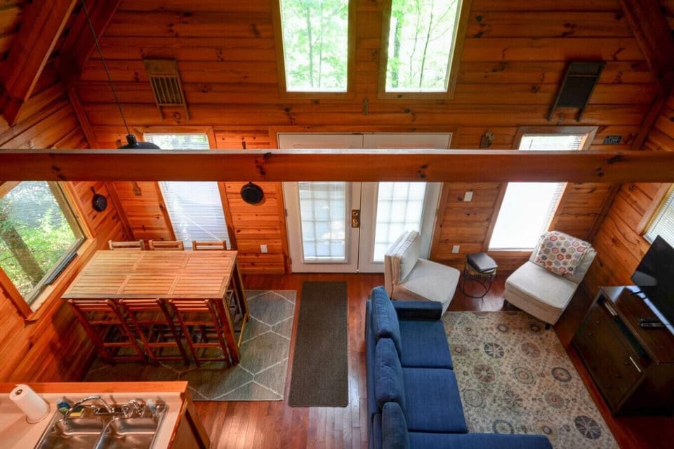 Chalet (2 Bedrooms) | Interior