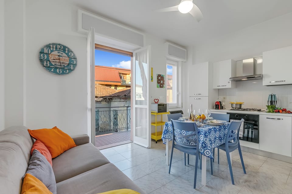 Standard Apartment, Multiple Bedrooms, Sea Facing (Verdi) | Interior