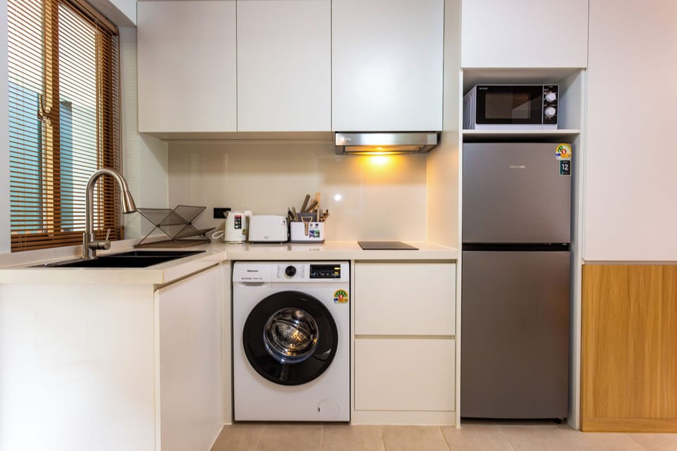 Condo, Balcony | Private kitchen