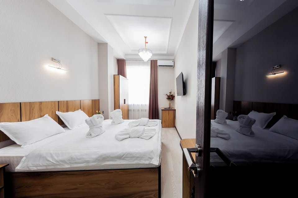Standard Double Room | WiFi (free)