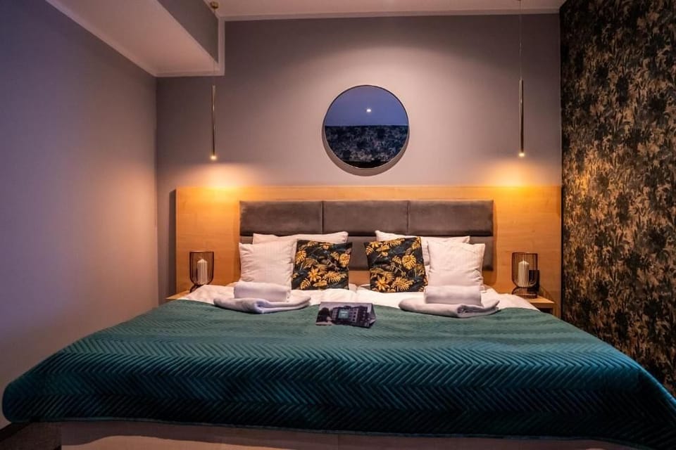Apartment | In-room safe, blackout drapes, iron/ironing board, free WiFi