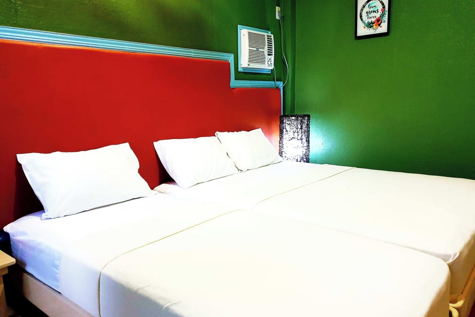 Deluxe Triple Room | Free WiFi, bed sheets