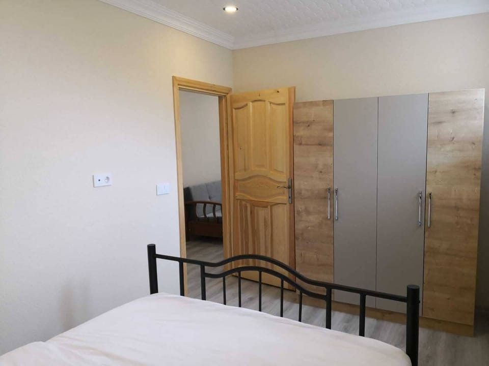 Standard Suite, Lake View | Soundproofing