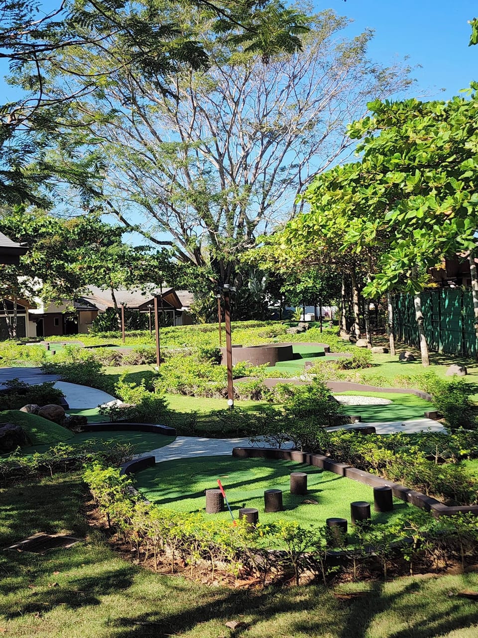 House, 4 Bedrooms, Balcony, Garden View | Property grounds