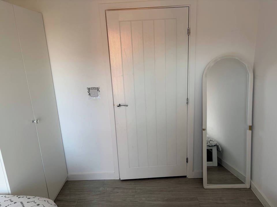 Apartment, 2 Bedrooms, Accessible, Balcony | Interior