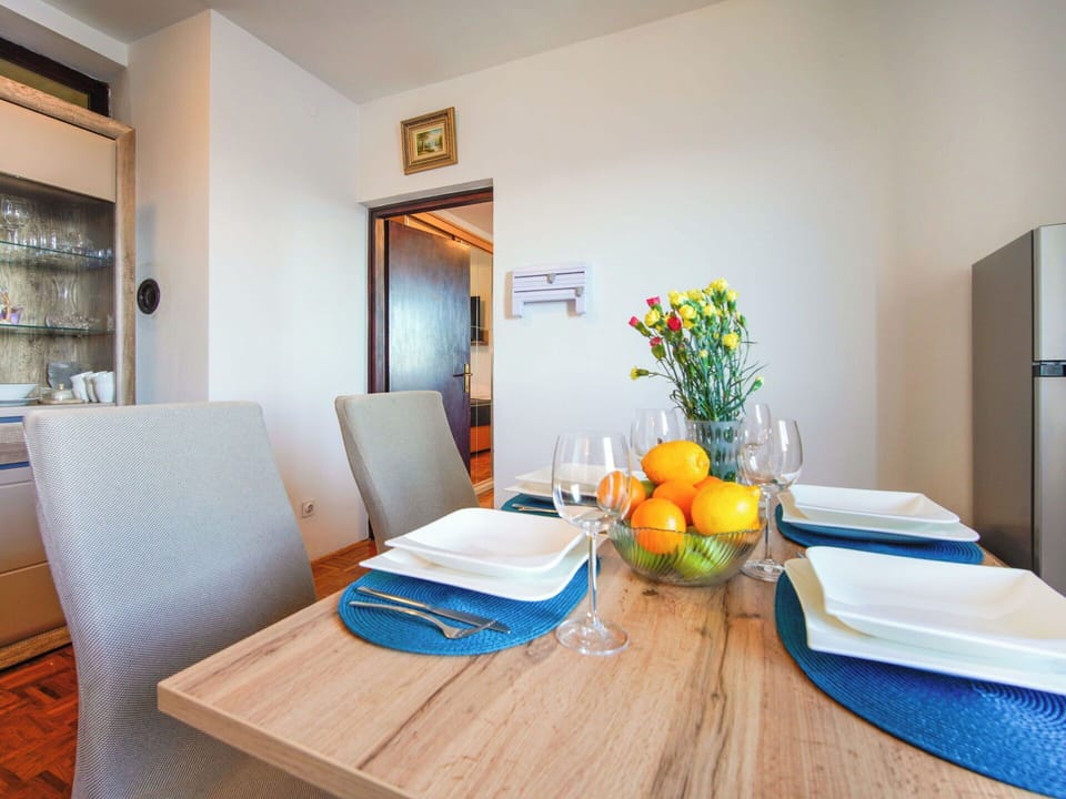 Furniture, Outdoor Furniture, Table, Chair, Outdoor Table, Garden, Kitchen & Dining Room Table, Patio, Restaurant, Flowerpot