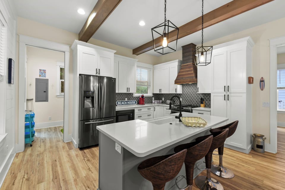 House, Balcony, Garden View | Private kitchen