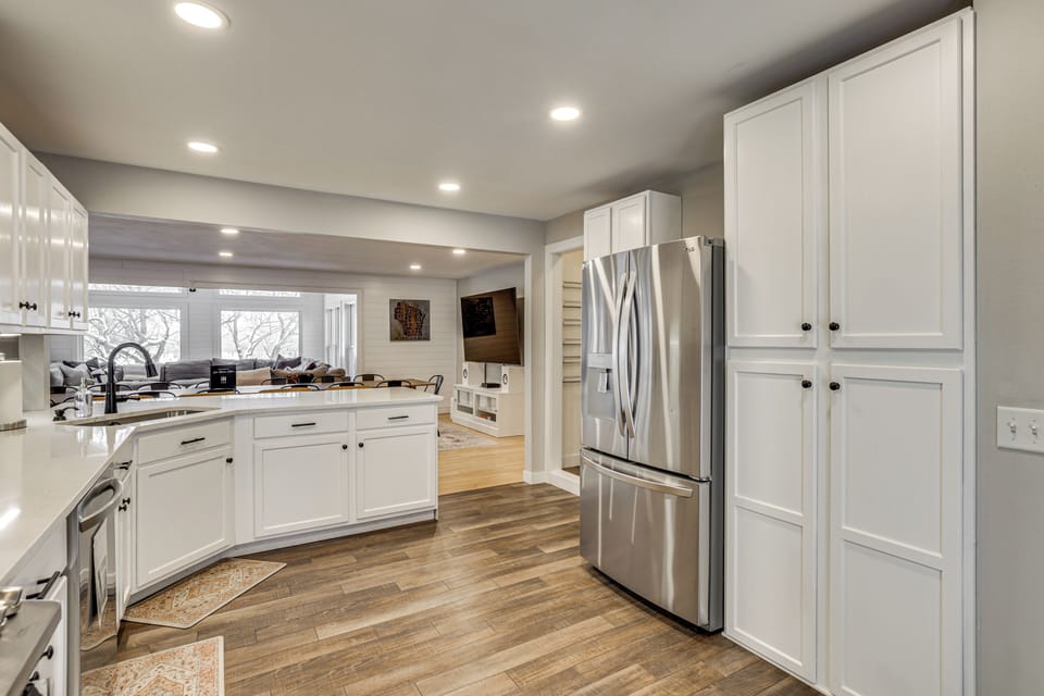 House (4 Bedrooms) | Interior