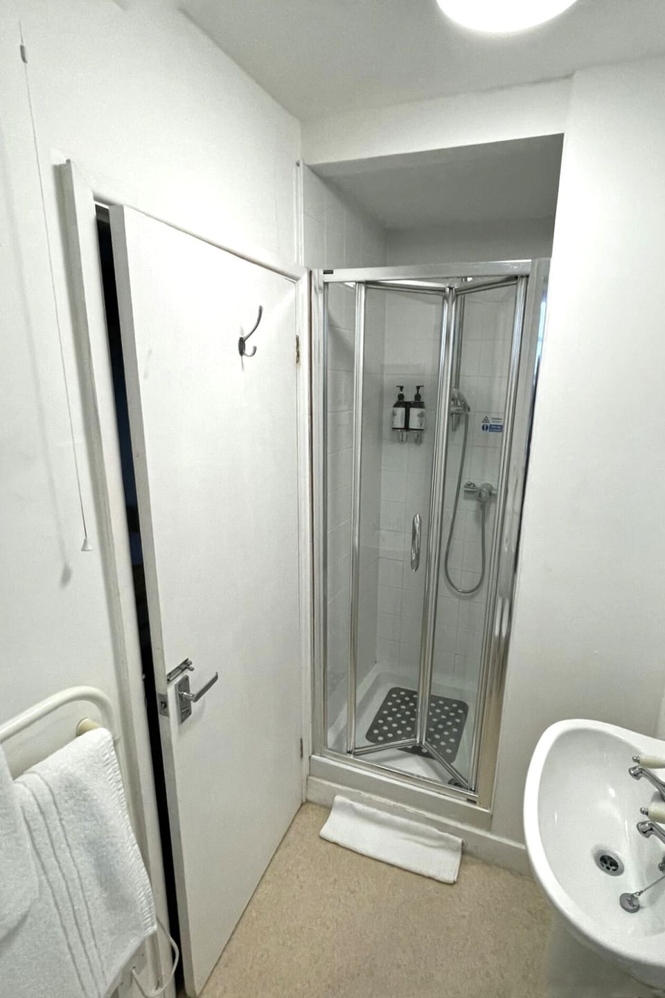 Double Room, Ensuite | Bathroom