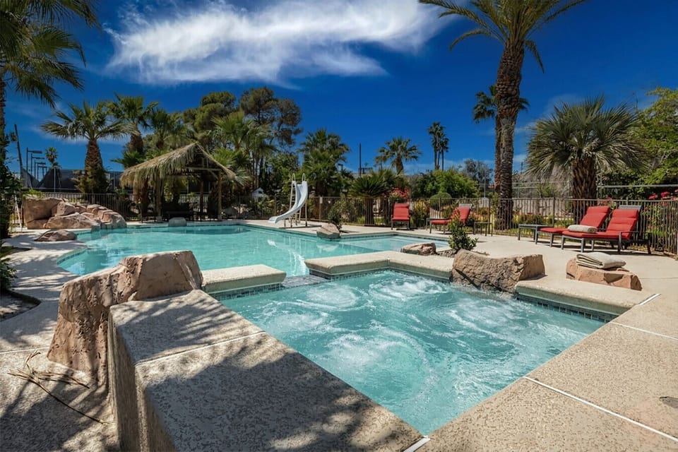 Beautiful pool and hot tub - soak up the Vegas sun in style, whether you`re cooling off in the pool or relaxing in the hot tub. Pure fun in the sun!