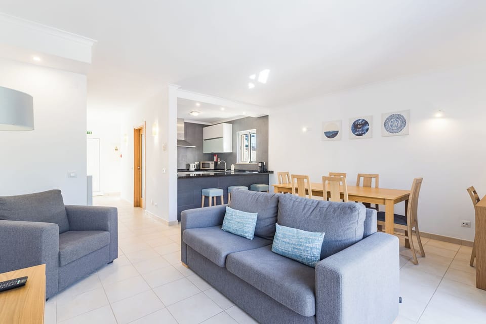 Deluxe Villa, 2 Bedrooms | Living area