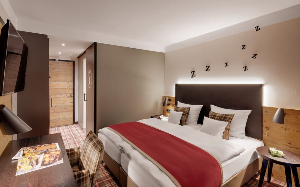 Comfort Double Room | Premium bedding, in-room safe, desk, laptop workspace