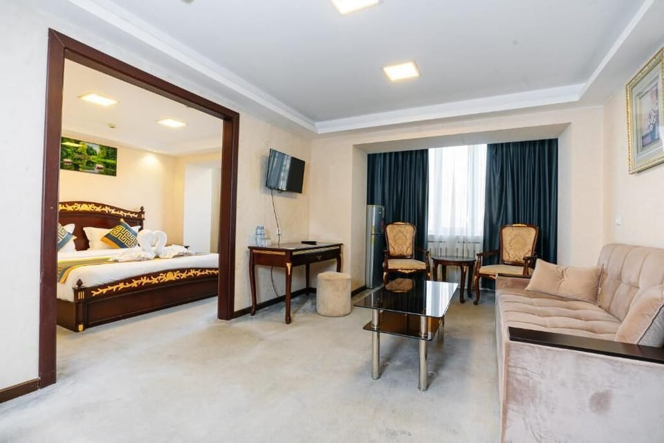 In-room safe, desk, laptop workspace, iron/ironing board (on request)
