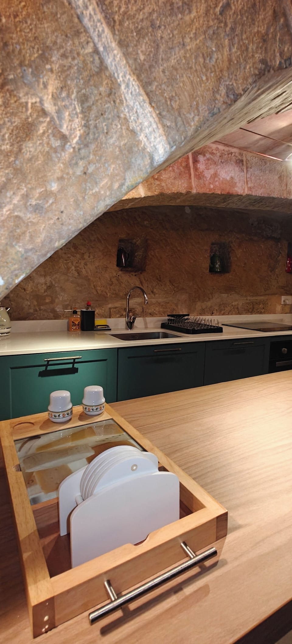 Apartment, City View | Private kitchen | Toaster
